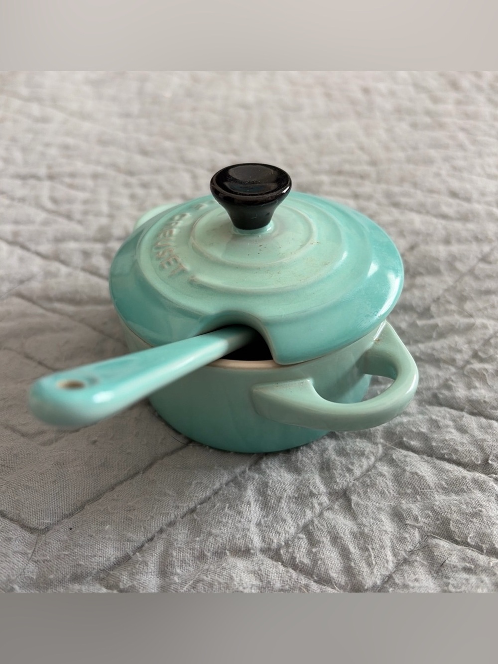 Le Creuset Condiment Pot, Lid & Spoon Caribbean Blue Retired Color Aqua